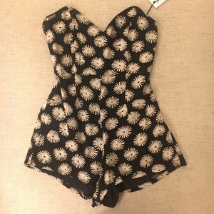Stone Cold Fox Playsuit/Romper - Size 1